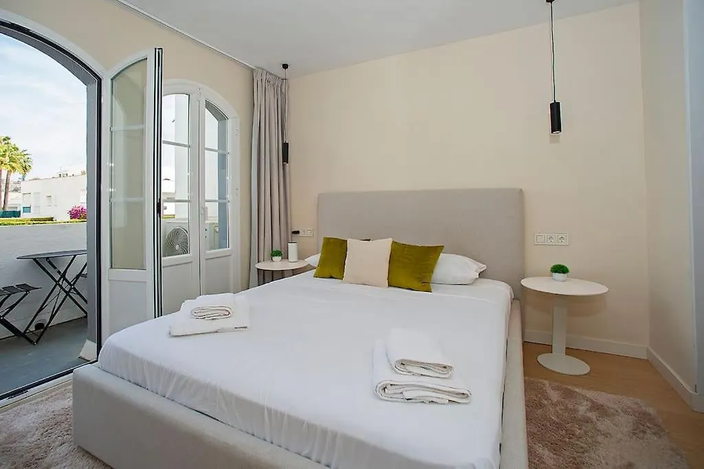 Beautiful And Quiet Family Townhouse In Great Location Villa Marbella