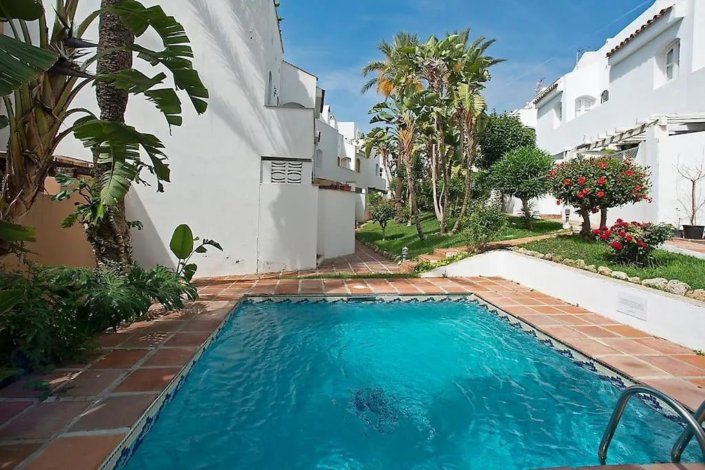 Beautiful And Quiet Family Townhouse In Great Location Villa Marbella